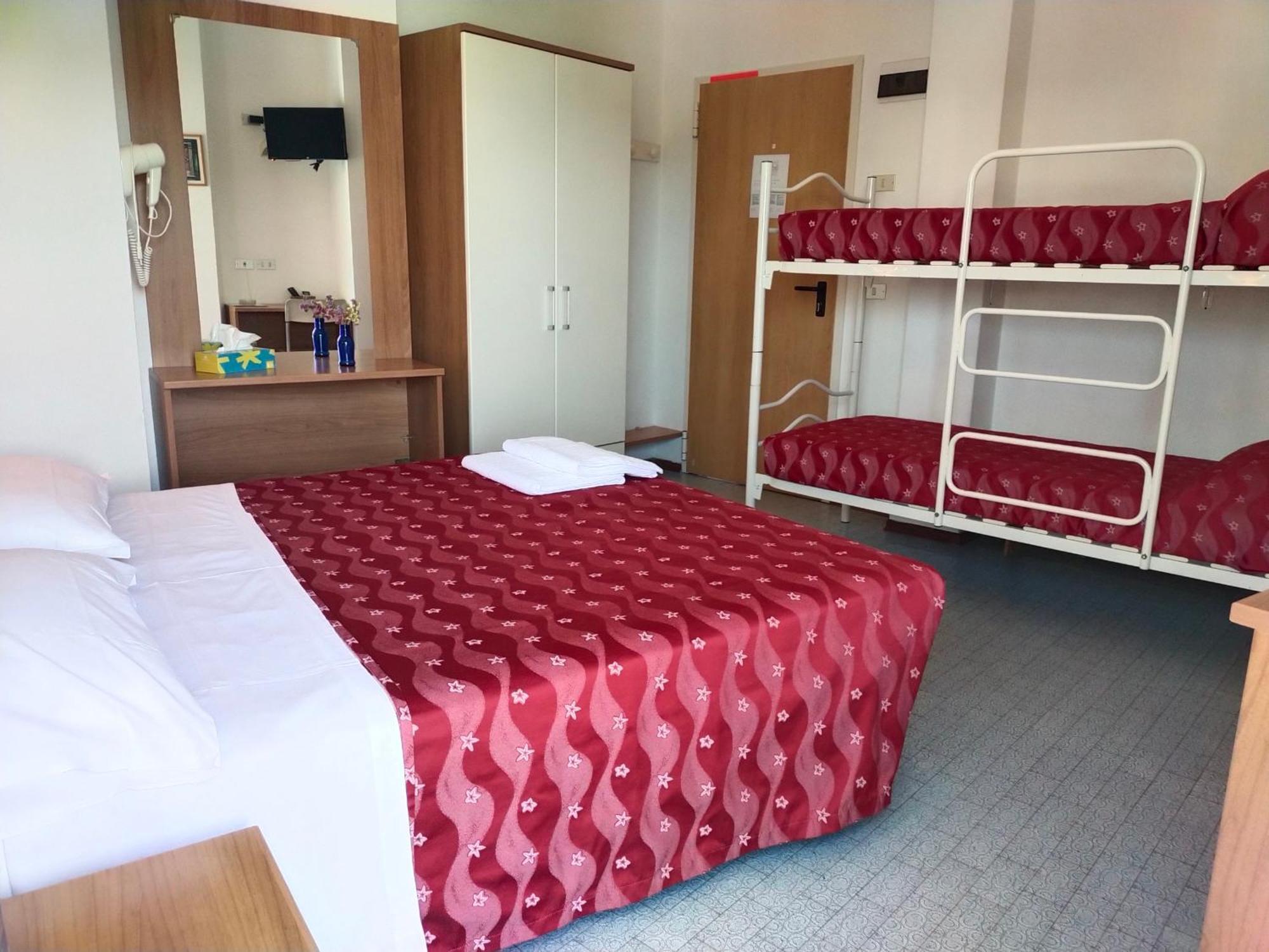 Hotel Goldene Rose Rimini Exterior photo