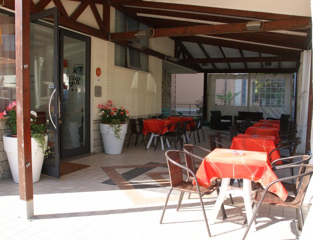 Hotel Goldene Rose Rimini Exterior photo